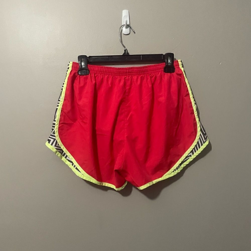 Dri-fit Nike shorts - Picture 2 of 4